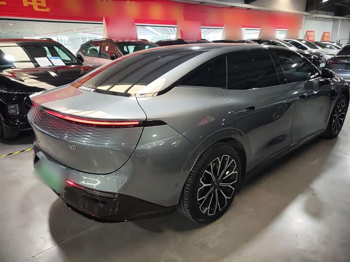 Фото 7 - Zeekr 007