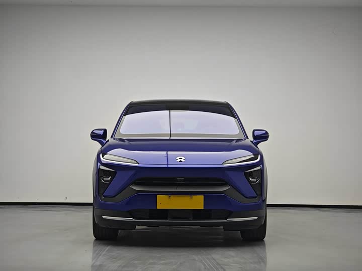 Фото 2 - Nio EC6