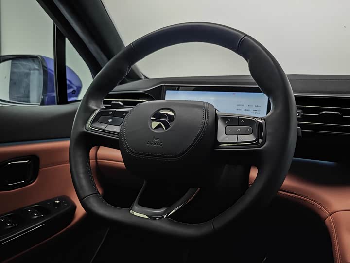 Фото 5 - Nio EC6