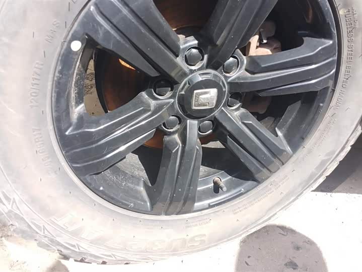 Фото 6 - Tank 300