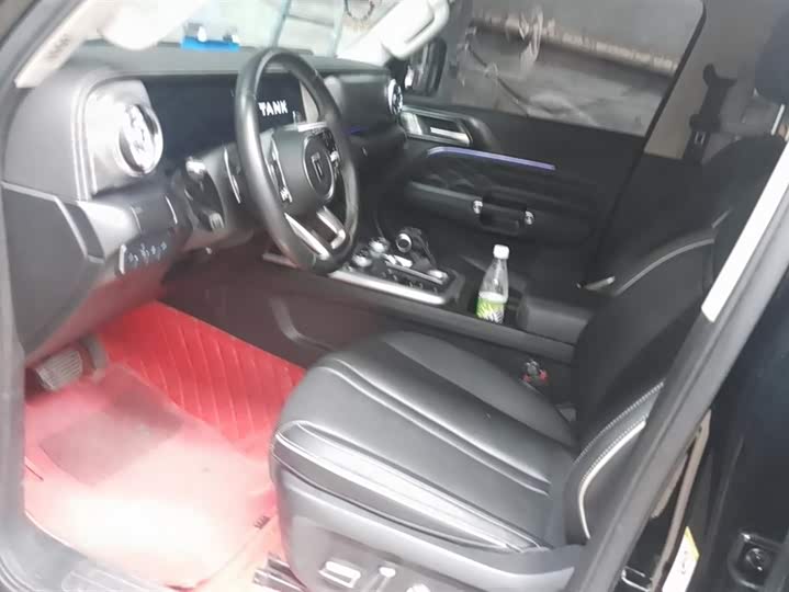 Фото 9 - Tank 300