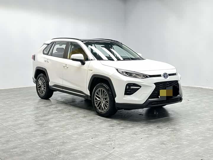 Фото 3 - Toyota Wildlander