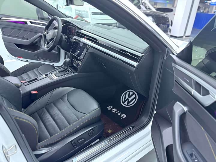 Фото 8 - Volkswagen CC
