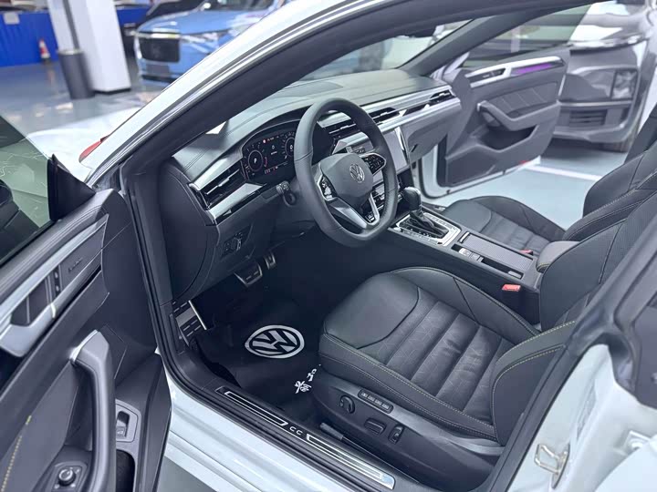 Фото 9 - Volkswagen CC