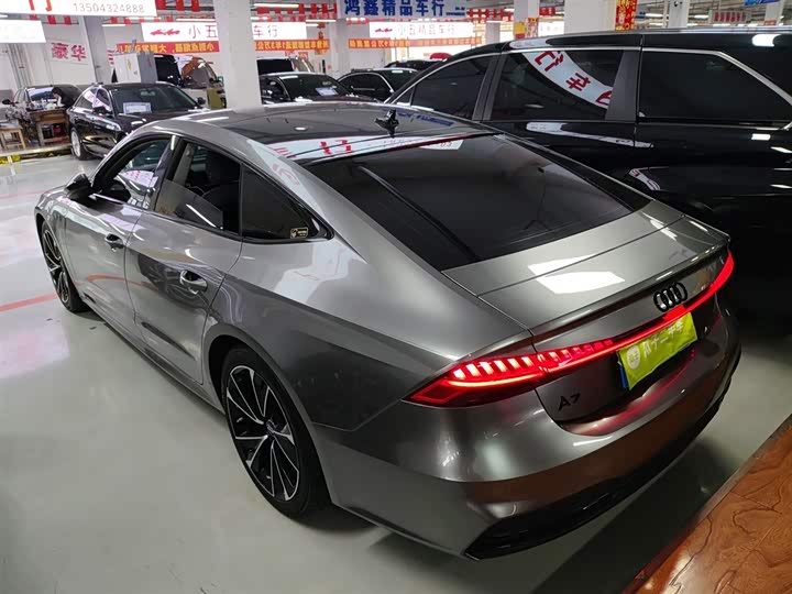 Фото 5 - Audi A7