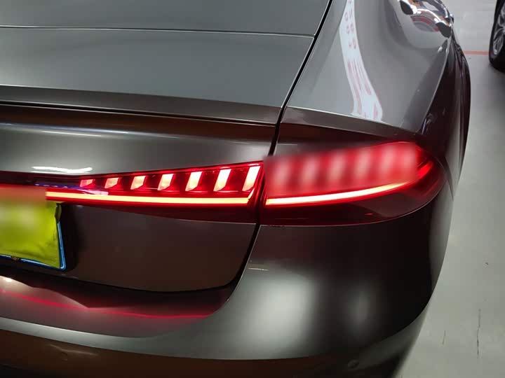 Фото 8 - Audi A7