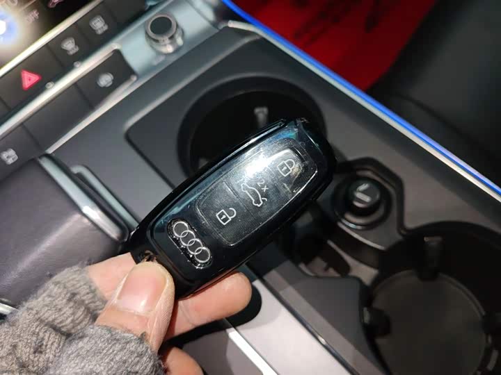 Фото 9 - Audi A7