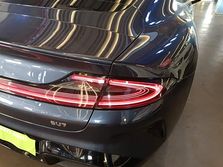 Фото 8 - Xiaomi SU7