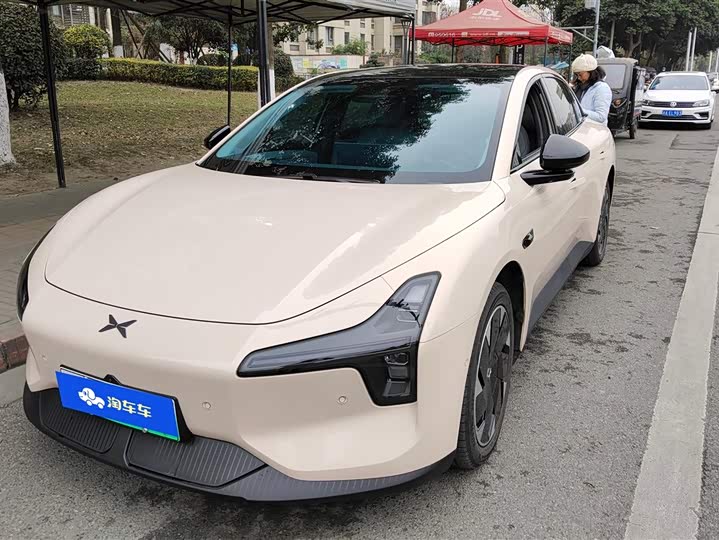 Фото 1 - XPeng Mona M03