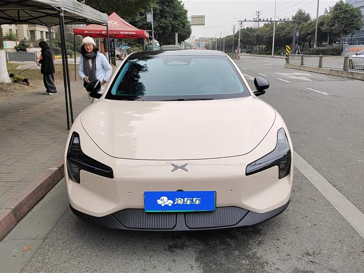 Фото 2 - XPeng Mona M03