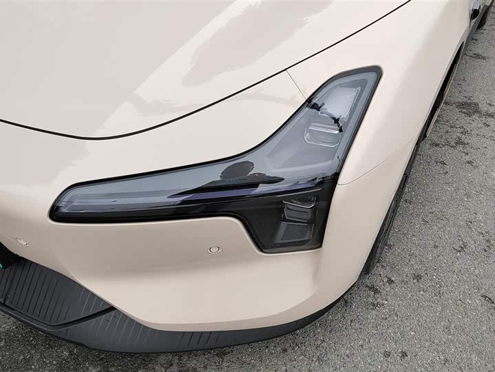 Фото 5 - XPeng Mona M03