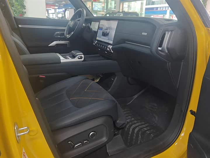 Фото 8 - Changan Deepal G318