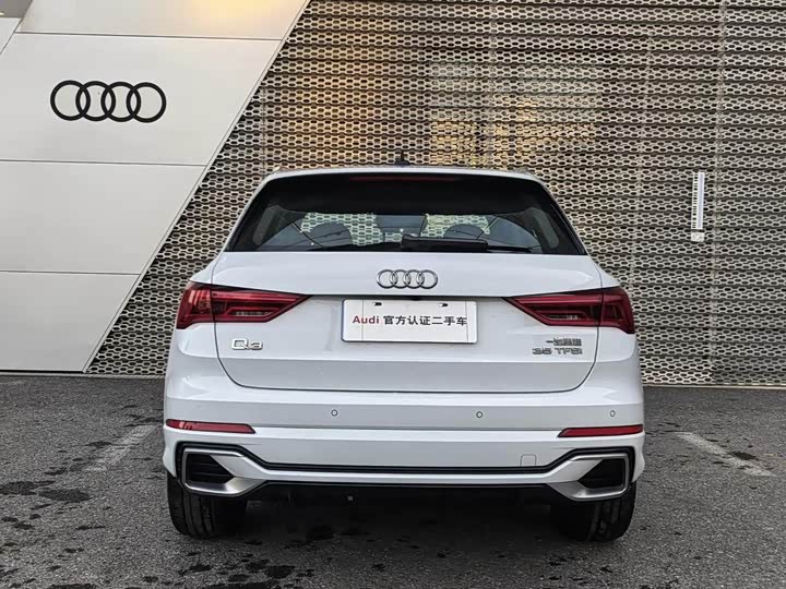 Фото 5 - Audi Q3