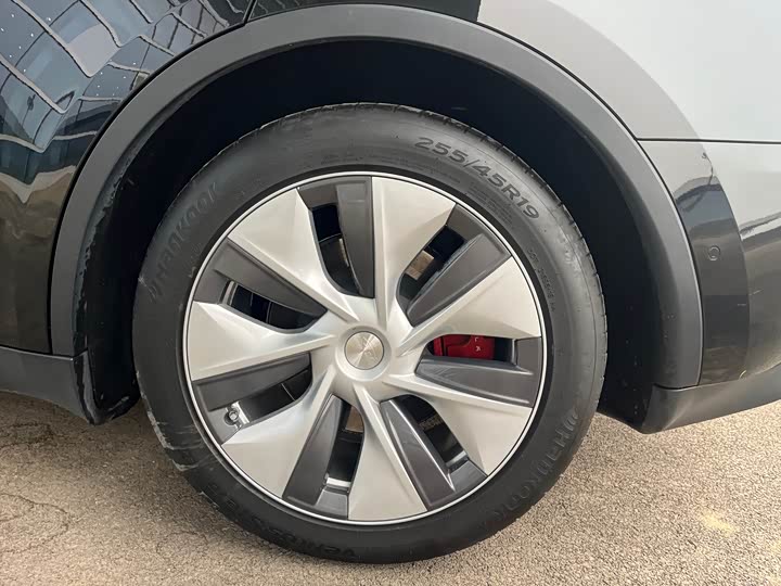 Фото 7 - Tesla Model Y