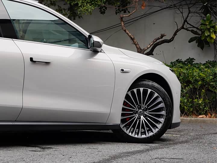 Фото 7 - Nio ET7