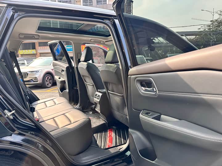 Фото 9 - Nissan X-Trail