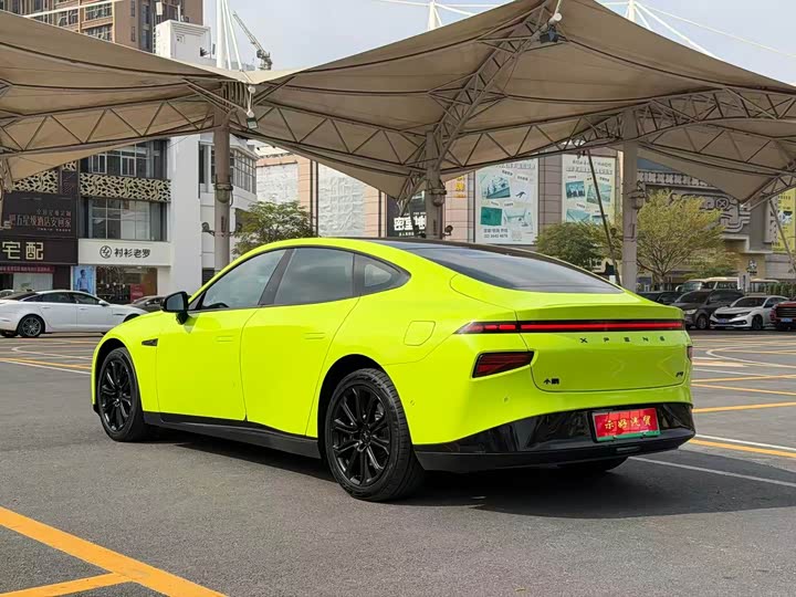 Фото 7 - XPeng P7