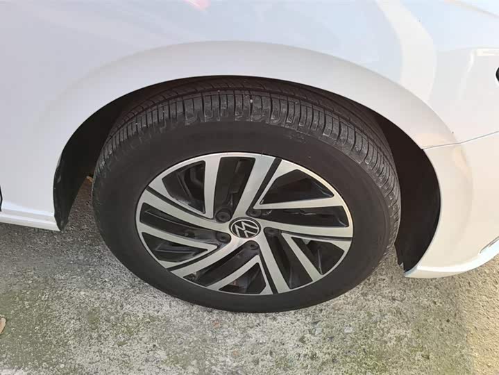 Фото 6 - Volkswagen Lavida