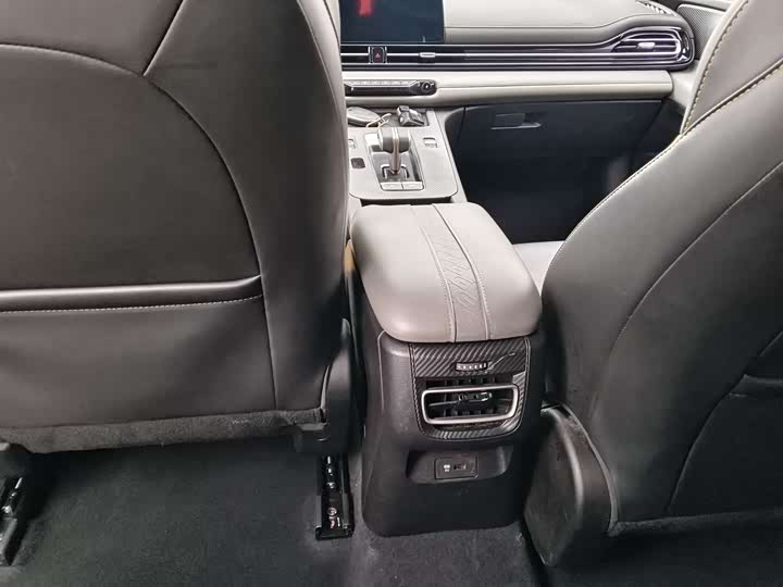 Фото 9 - GAC Trumpchi Empow R