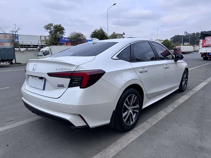 Фото 7 - Honda Integra