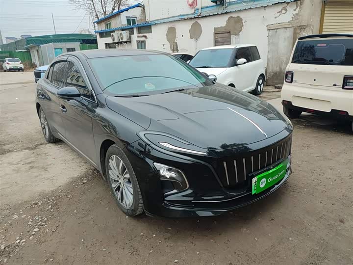 Фото 4 - Hongqi E-QM5