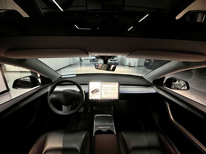 Фото 6 - Tesla Model Y