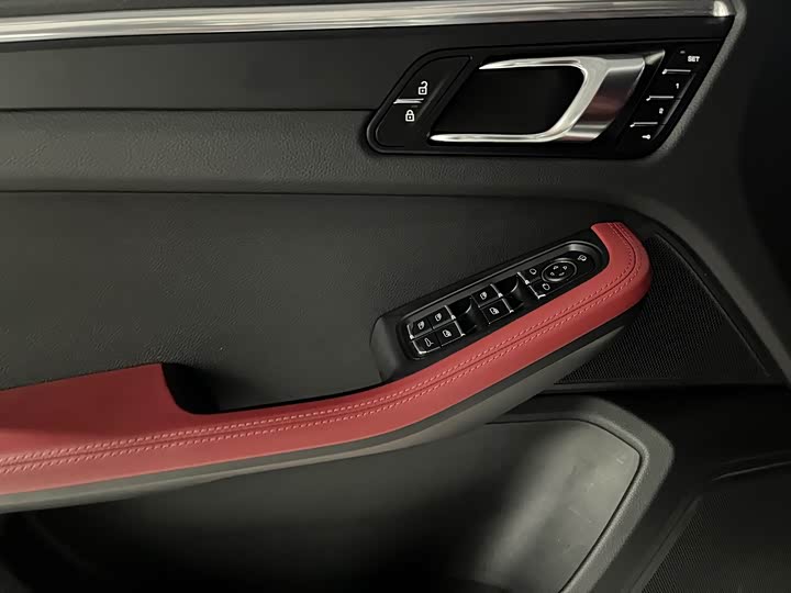 Фото 7 - Porsche Macan