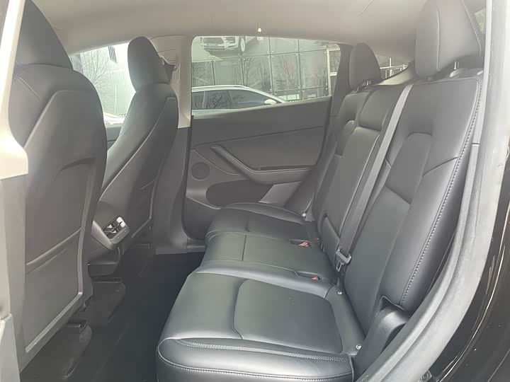 Фото 8 - Tesla Model Y