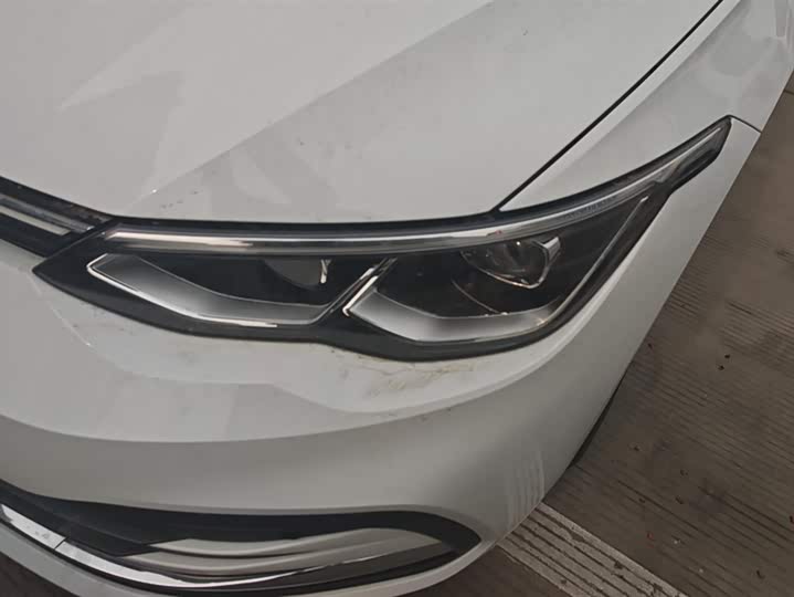 Фото 5 - Volkswagen Golf