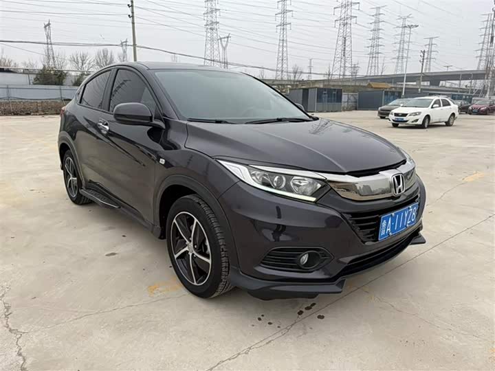 Фото 3 - Honda Vezel