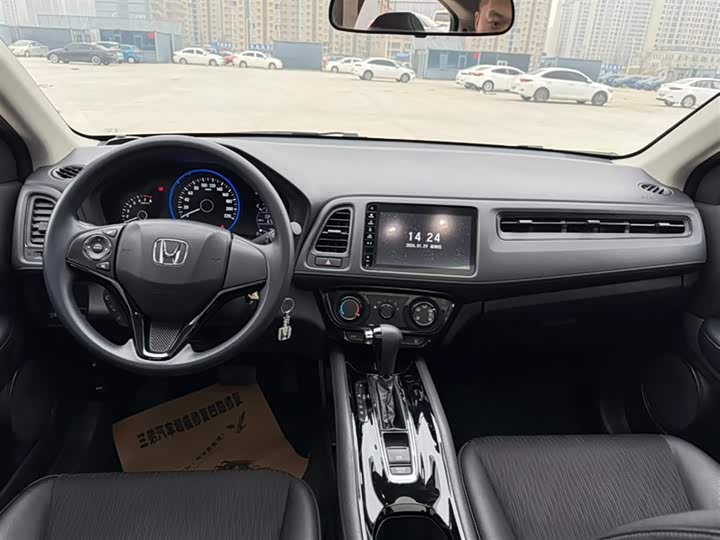 Фото 6 - Honda Vezel