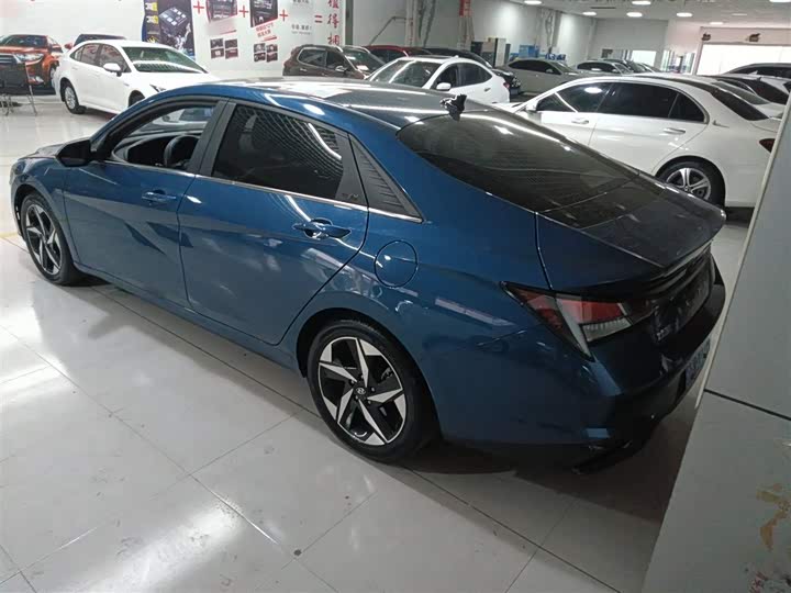 Фото 5 - Hyundai Elantra N line
