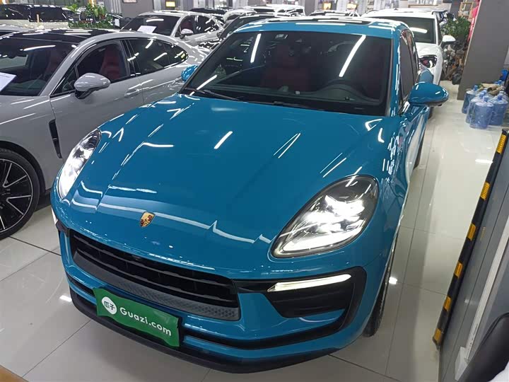 Фото 1 - Porsche Macan