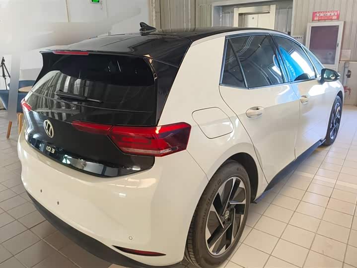 Фото 3 - Volkswagen ID.3