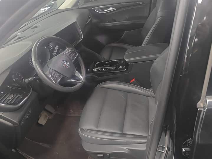 Фото 9 - Buick Envision Plus