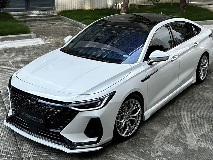 Фото 2 - Chery Arrizo 8