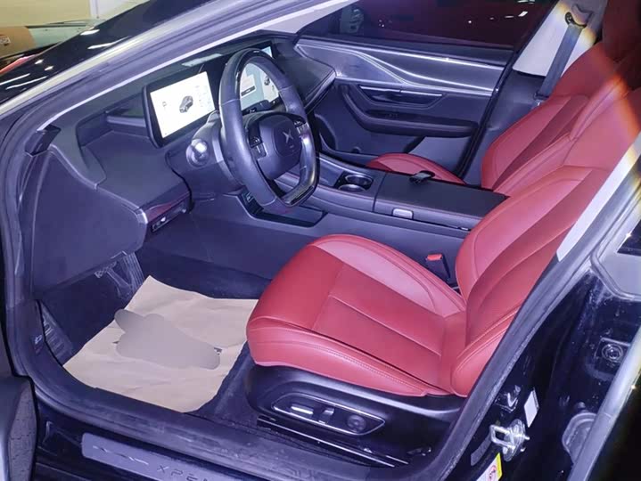 Фото 9 - XPeng P7