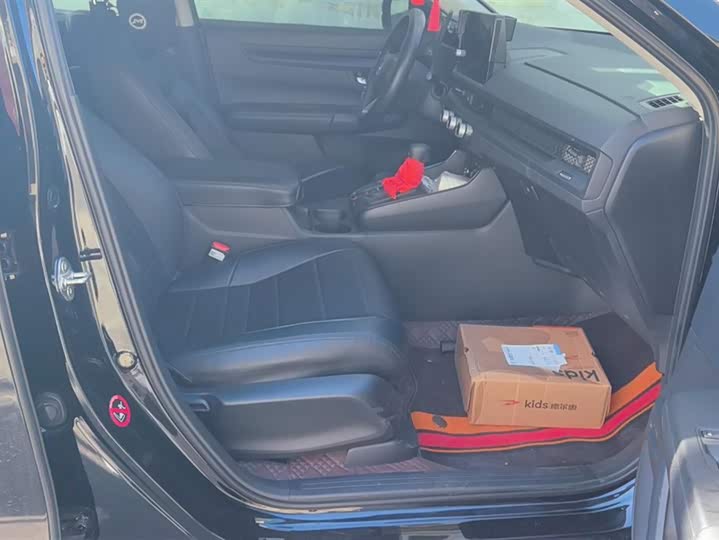 Фото 8 - Honda CR-V