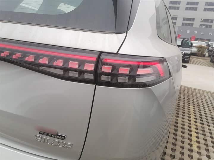 Фото 8 - Dongfeng Yipai eπ 008