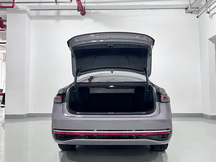 Фото 8 - Volkswagen Passat