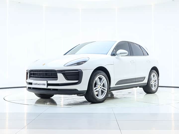 Фото 2 - Porsche Macan