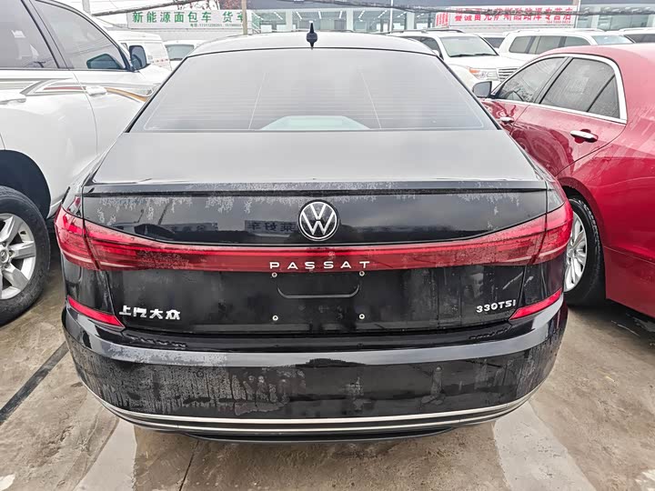 Фото 8 - Volkswagen Passat
