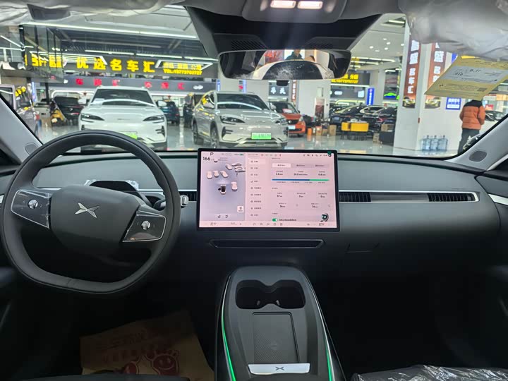 Фото 9 - XPeng Mona M03