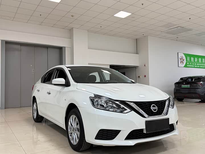 Фото 3 - Nissan Sylphy