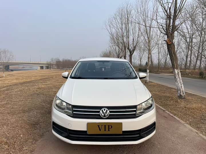 Фото 2 - Volkswagen Santana