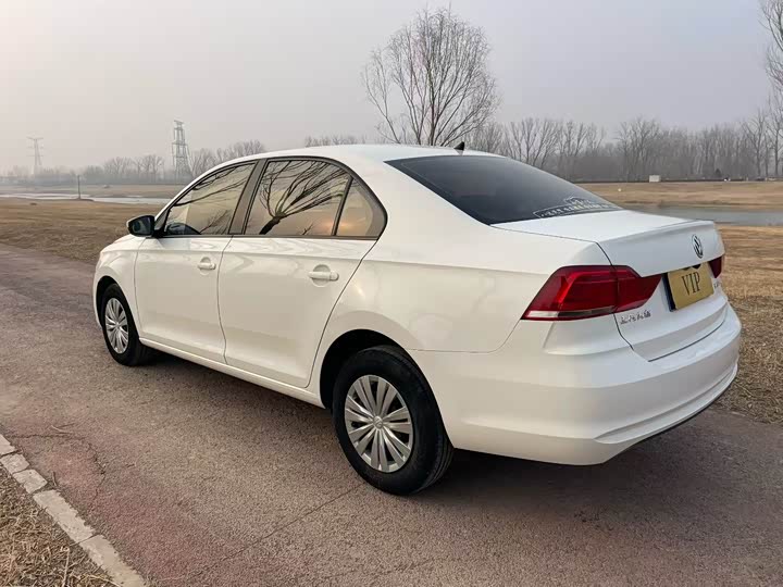 Фото 9 - Volkswagen Santana