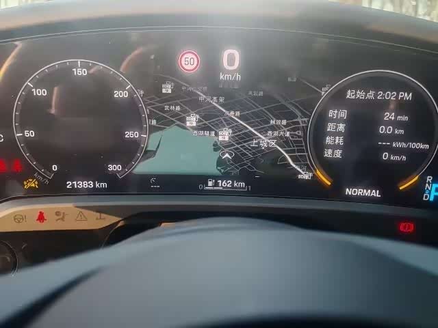 Фото 7 - Porsche Taycan