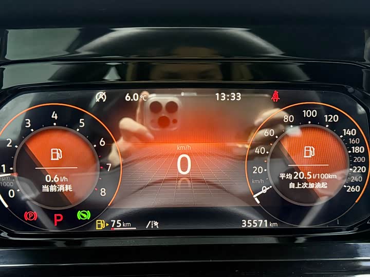 Фото 4 - Volkswagen Golf