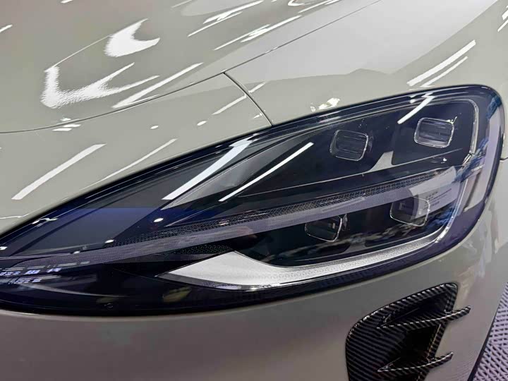 Фото 4 - Xiaomi SU7