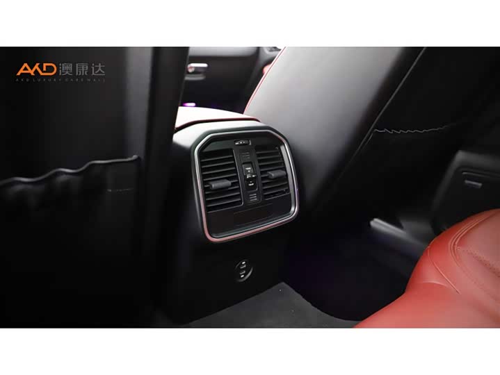 Фото 9 - Porsche Macan